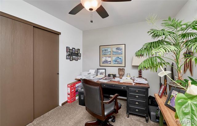 100 Robin Hood Drive, Troy, MO 63379