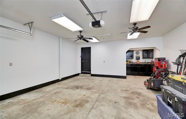 100 Robin Hood Drive, Troy, MO 63379