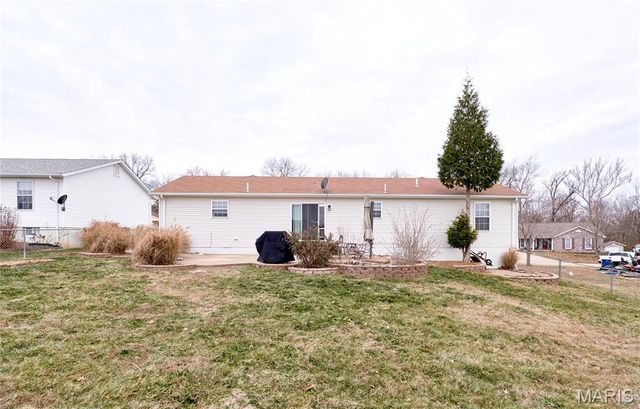 100 Robin Hood Drive, Troy, MO 63379