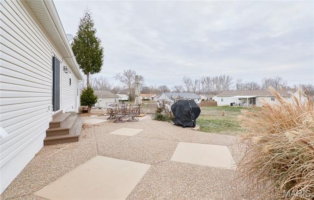 100 Robin Hood Drive, Troy, MO 63379