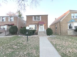 10050 S Green Street, Chicago, IL 60643
