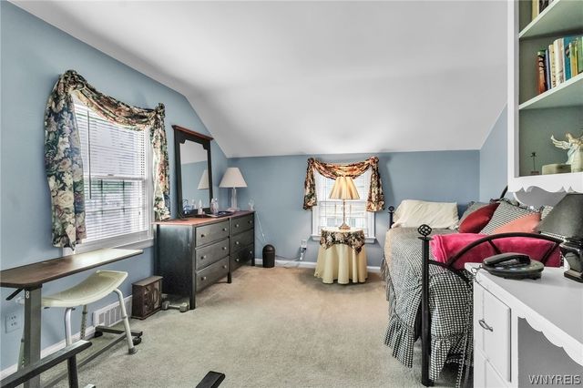 4265 Main Street, Amherst, NY 14226