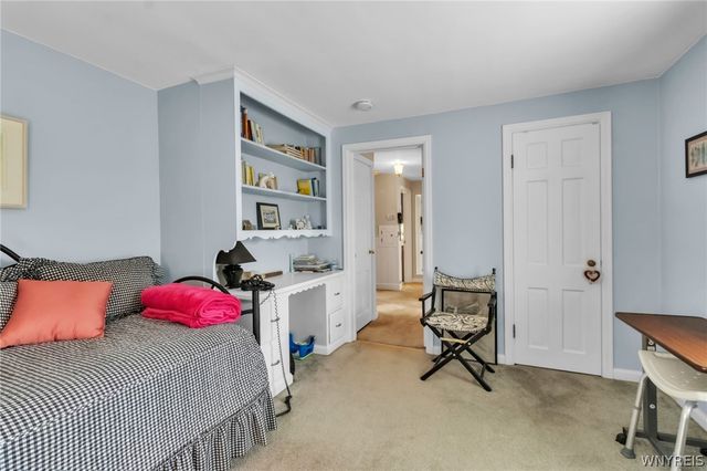 4265 Main Street, Amherst, NY 14226