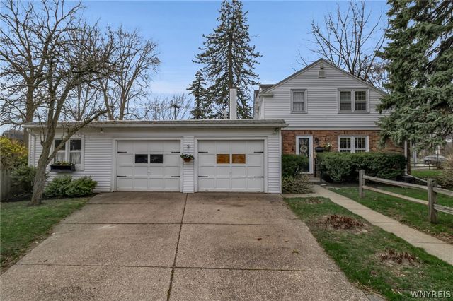 4265 Main Street, Amherst, NY 14226