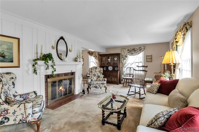 4265 Main Street, Amherst, NY 14226