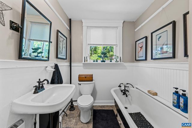 159 W WASHINGTON ST, Orange, VA 22960