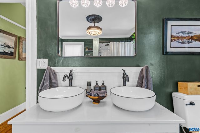 159 W WASHINGTON ST, Orange, VA 22960