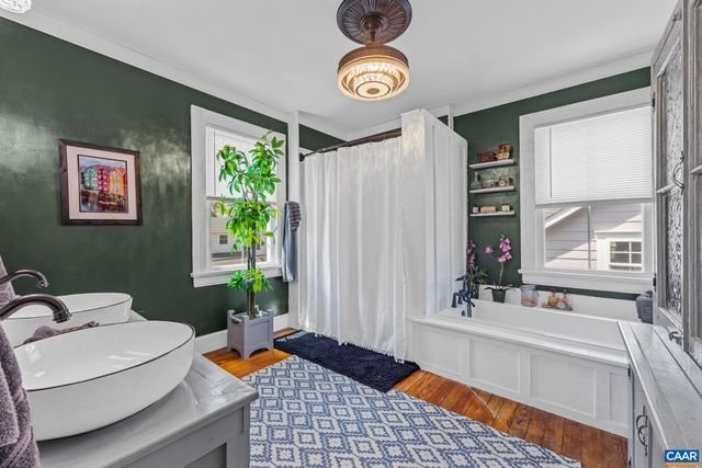 159 W WASHINGTON ST, Orange, VA 22960