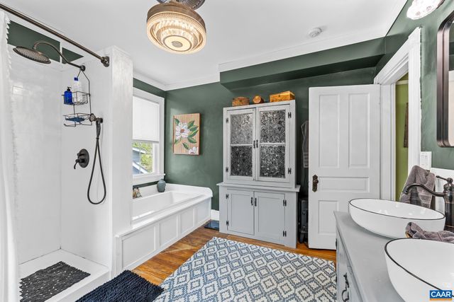 159 W WASHINGTON ST, Orange, VA 22960
