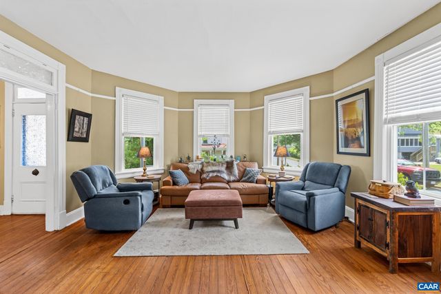 159 W WASHINGTON ST, Orange, VA 22960