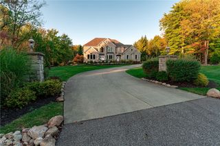4471 Forest Brooke Court N, Richfield, OH 44286