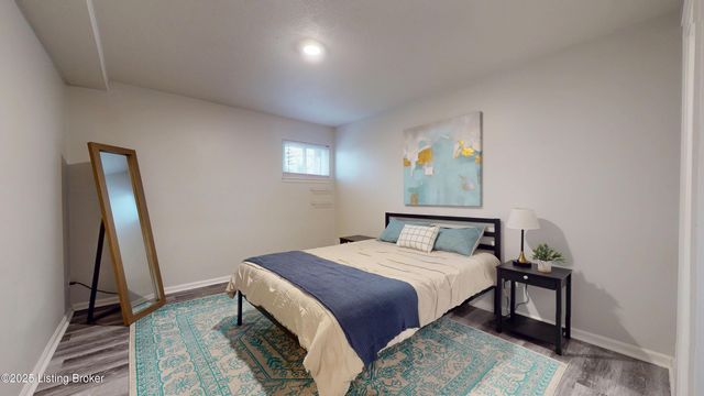 2300 Dundee Rd APT 2, Louisville, KY 40205