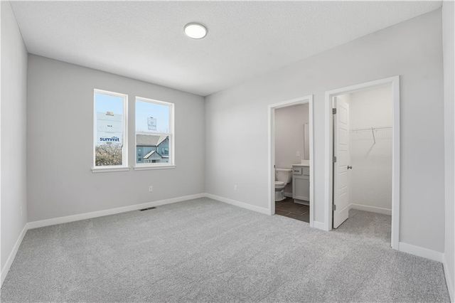 409 Woodview Drive, Raymore, MO 64083