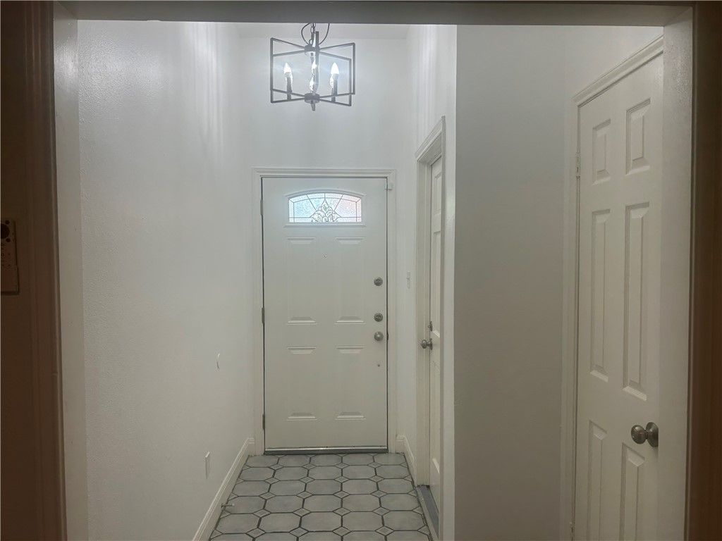 3426 Sterling Dr, Corpus Christi, TX 78414 — photo 5