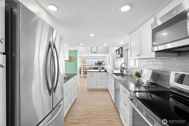 1542 S Wilton Road, Tacoma, WA 98465