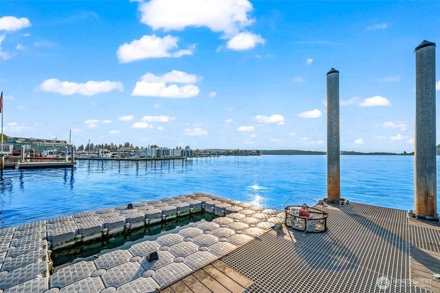 1542 S Wilton Road, Tacoma, WA 98465