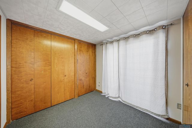 7803 Northshore Drive, Lincoln, NE 68516