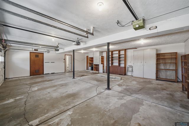 7803 Northshore Drive, Lincoln, NE 68516