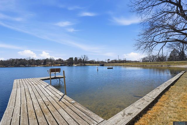 7803 Northshore Drive, Lincoln, NE 68516