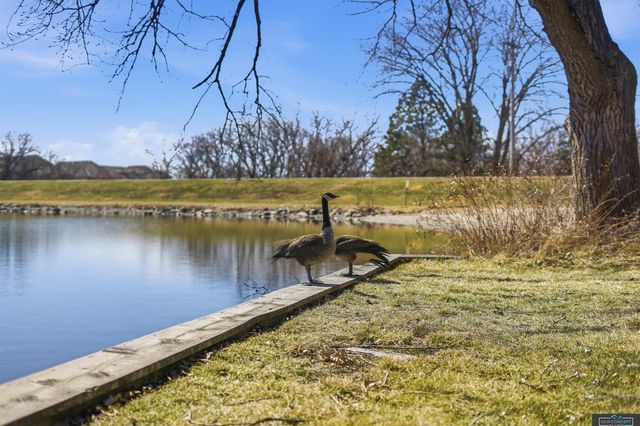 7803 Northshore Drive, Lincoln, NE 68516