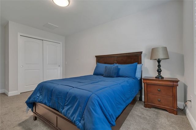 28 Ashley Street, Cranston, RI 02920