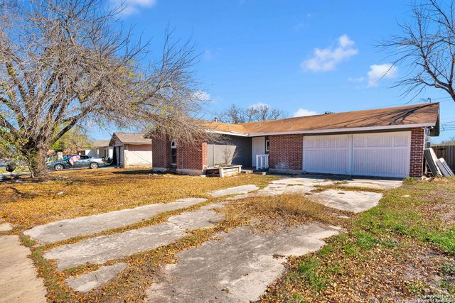 8118 Whistler, San Antonio, TX 78239