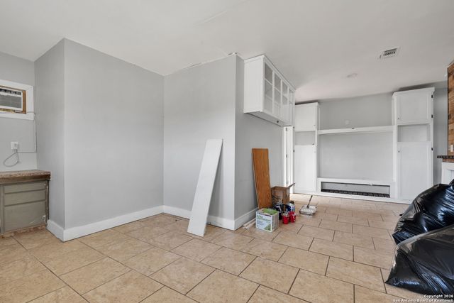 8118 Whistler, San Antonio, TX 78239