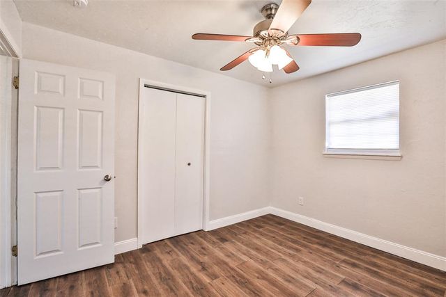 939 NW 5th Street, Moore, OK 73160