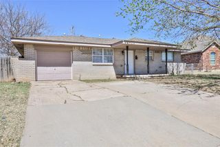 939 NW 5th Street, Moore, OK 73160
