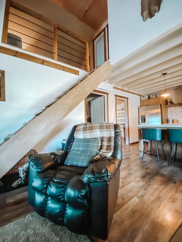 3644 State Highway Ww, Aurora, MO 65605