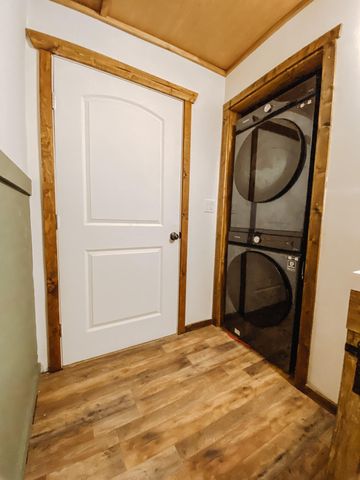 3644 State Highway Ww, Aurora, MO 65605