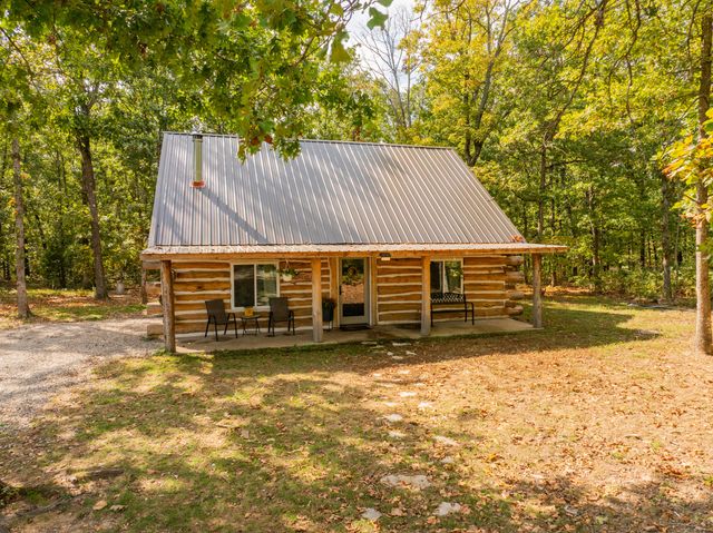 3644 State Highway Ww, Aurora, MO 65605