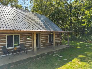 3644 State Highway Ww, Aurora, MO 65605