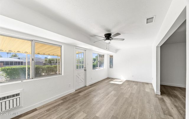 10927 W PEORIA Avenue, Sun City, AZ 85351