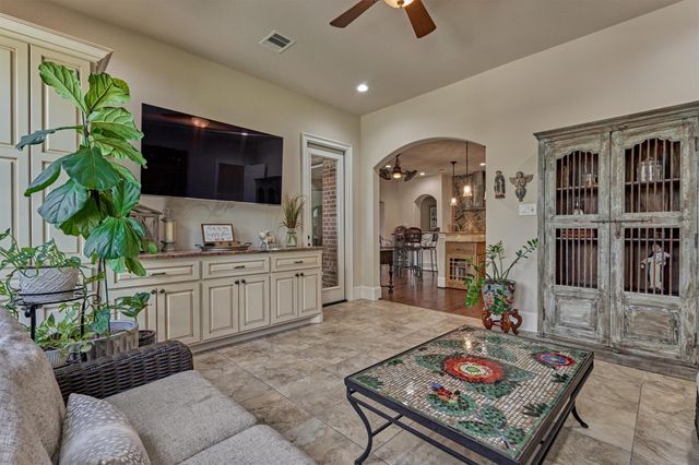 102 Sunridge Court, Montgomery, TX 77316