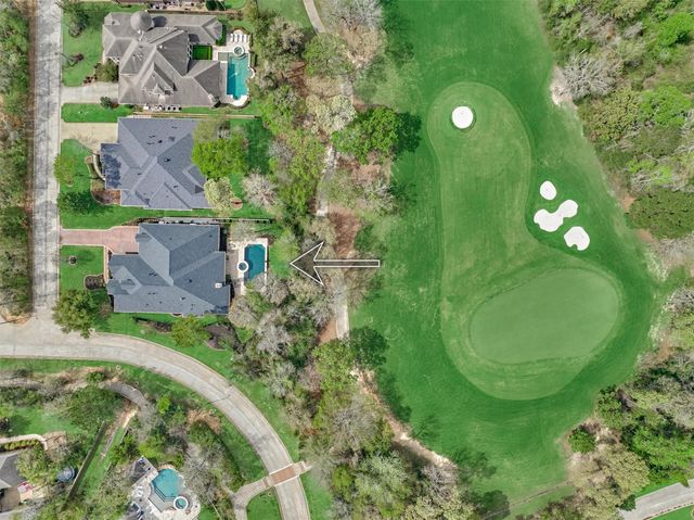 102 Sunridge Court, Montgomery, TX 77316