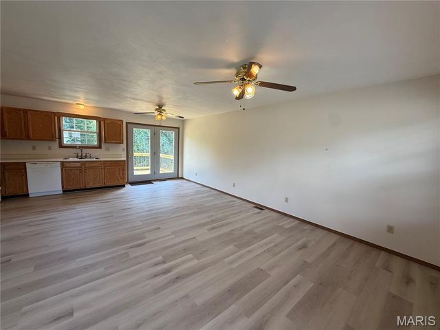 3209 College Avenue, Alton, IL 62002