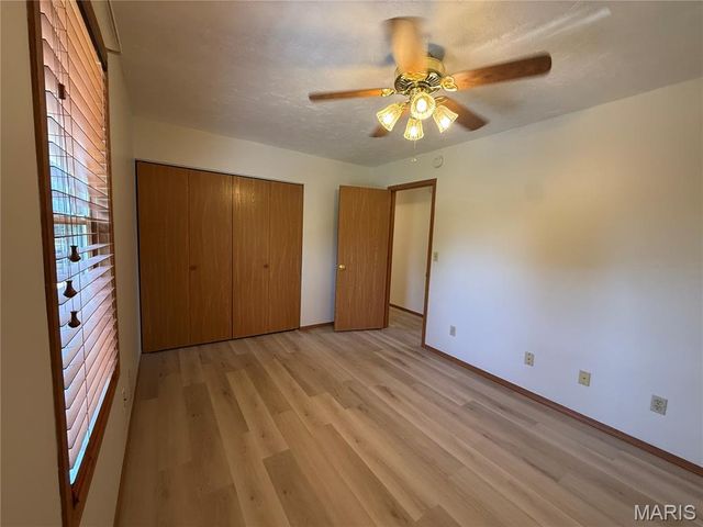 3209 College Avenue, Alton, IL 62002