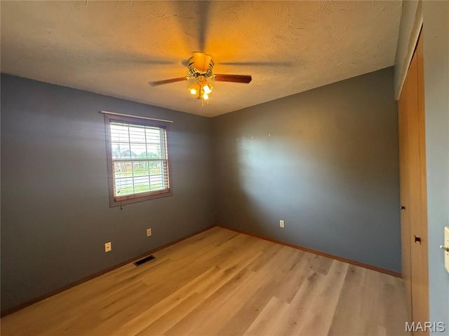 3209 College Avenue, Alton, IL 62002