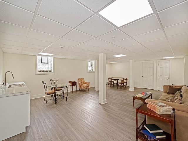 5900 Babcock Blvd 77, Ross Twp, PA 15237