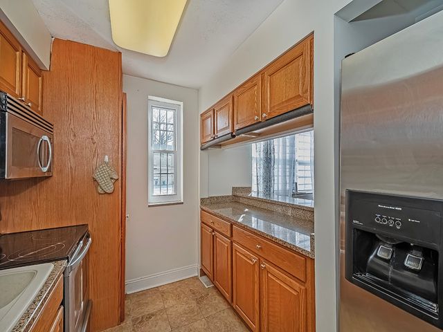 5900 Babcock Blvd 77, Ross Twp, PA 15237