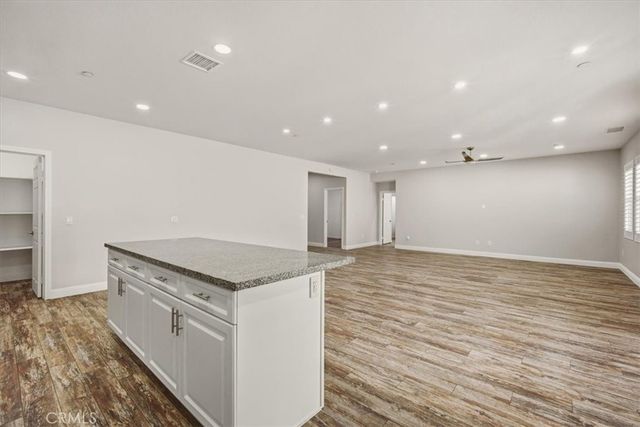 20972 Center, Riverside, CA 92507