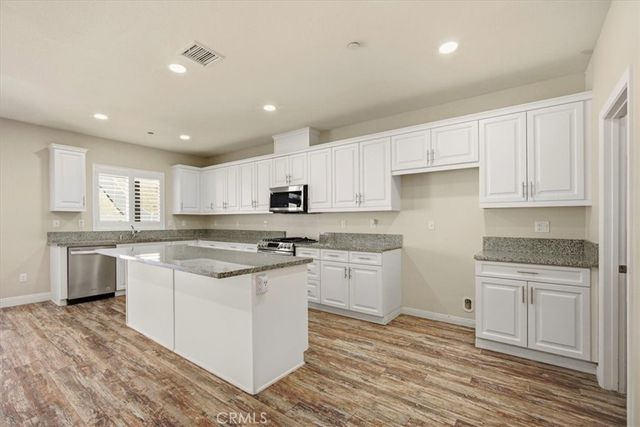 20972 Center, Riverside, CA 92507