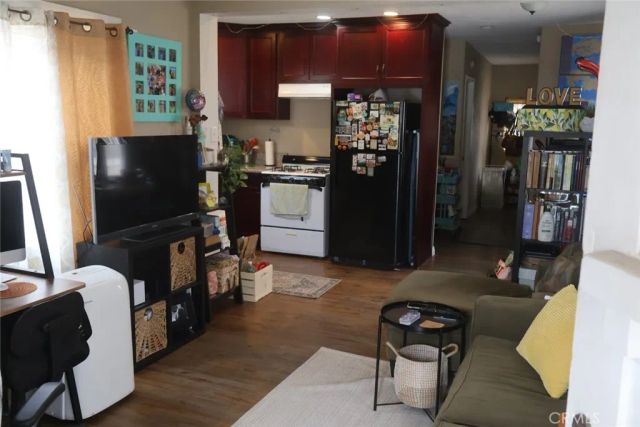 2812 Blanchard, Los Angeles, CA 90033