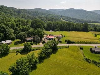 9912 W Pine Street, Lowgap, NC 27024