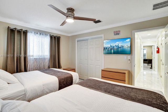 5500 Cleveland Street, Hollywood, FL 33021
