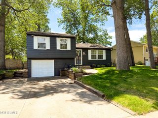 6701 Burnham Green Road, Toledo, OH 43615