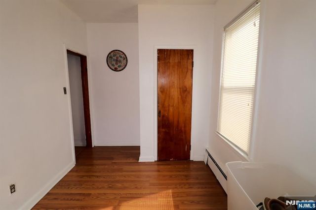 130 Wakeman Avenue, Newark, NJ 07104