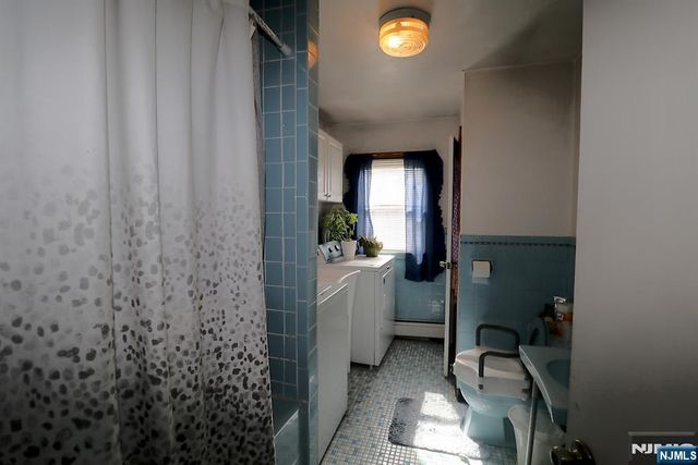 130 Wakeman Avenue, Newark, NJ 07104