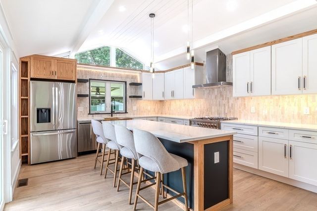 5 Franklin Avenue, Wilmington, MA 01887